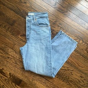 Levi’s Ribcage Straight Leg Ankle Jeans